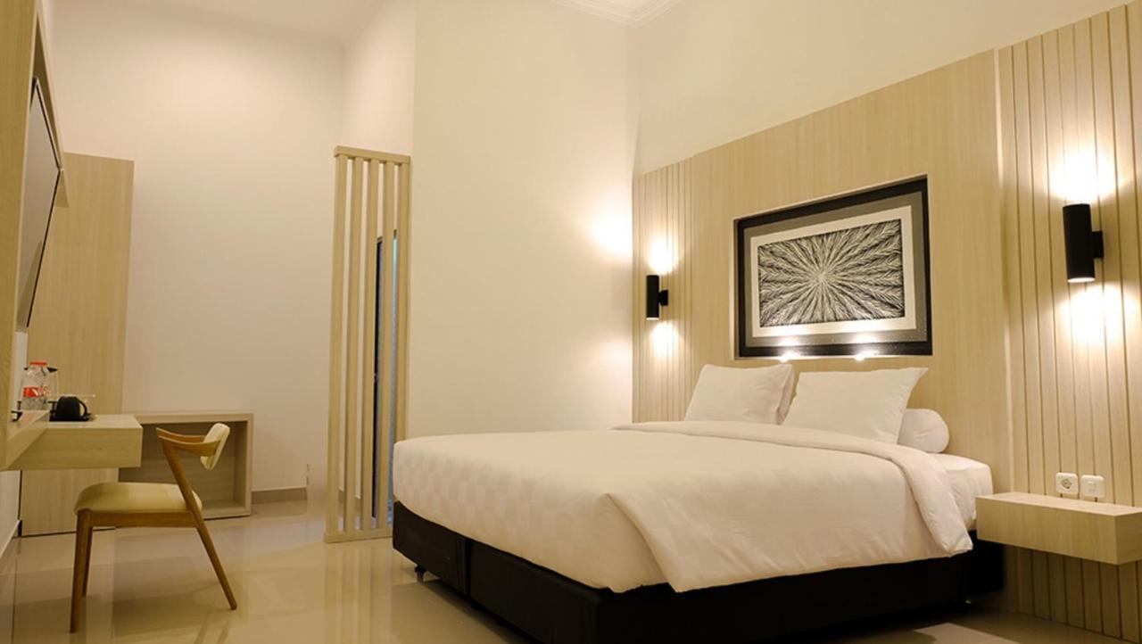 Kaberaz Luxury By Amithya Hotel Sumenep Kamer foto